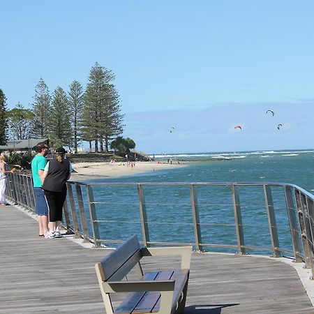Caloundra Suncourt Motel Esterno foto